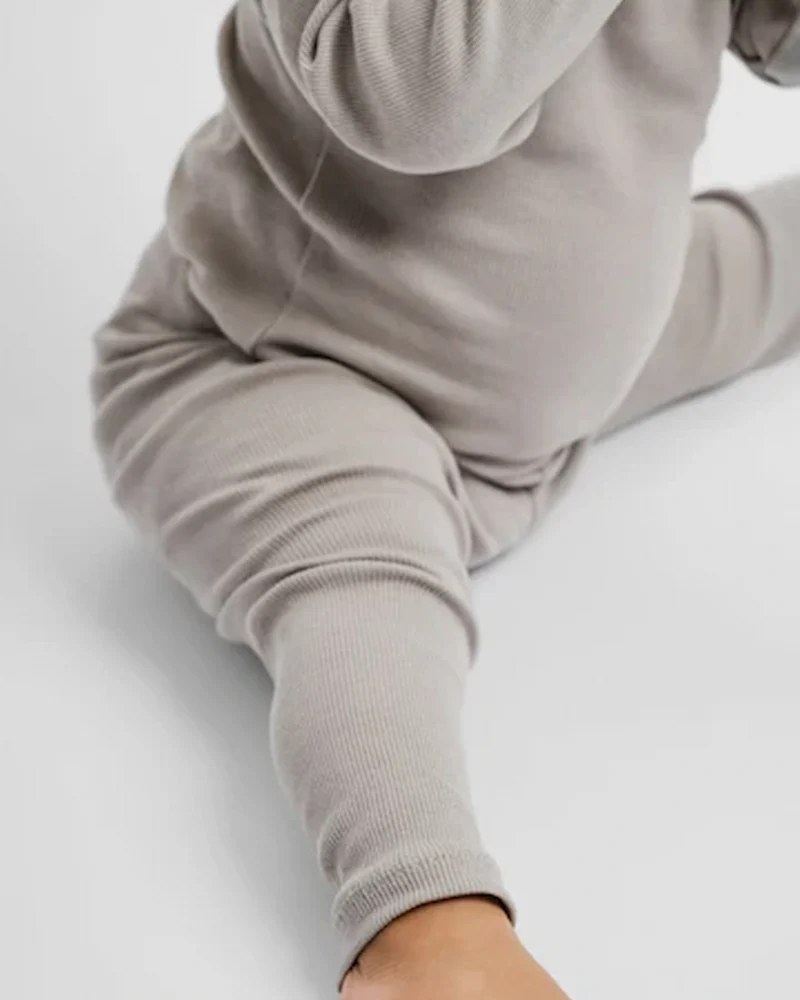 Leggings i rib på baby
