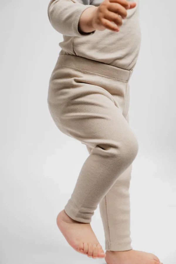 leggingsrib02_oat Leggins i rib på baby