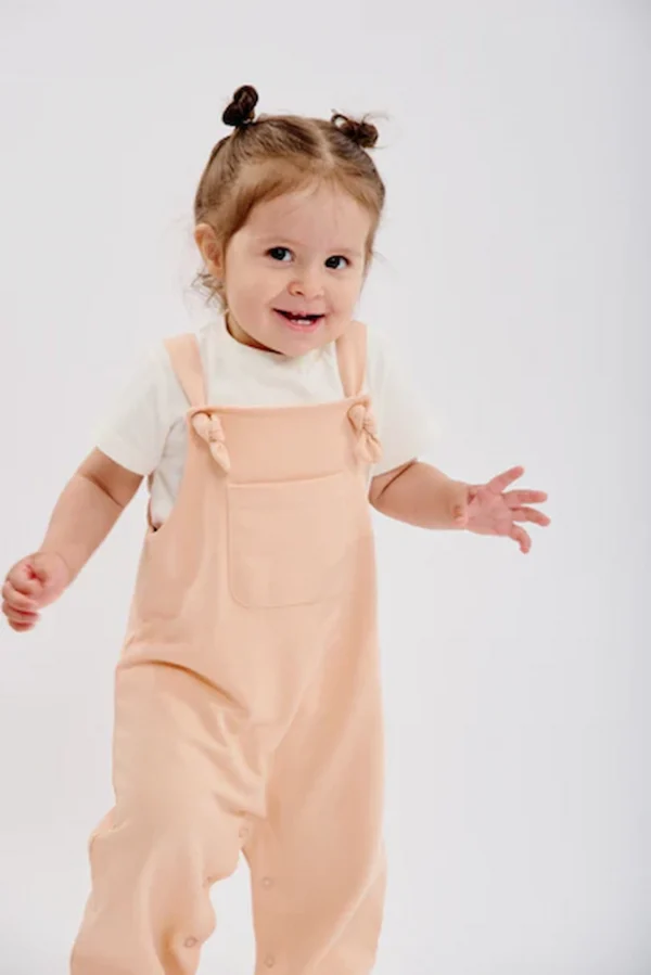 overalls04_coral overalls på baby